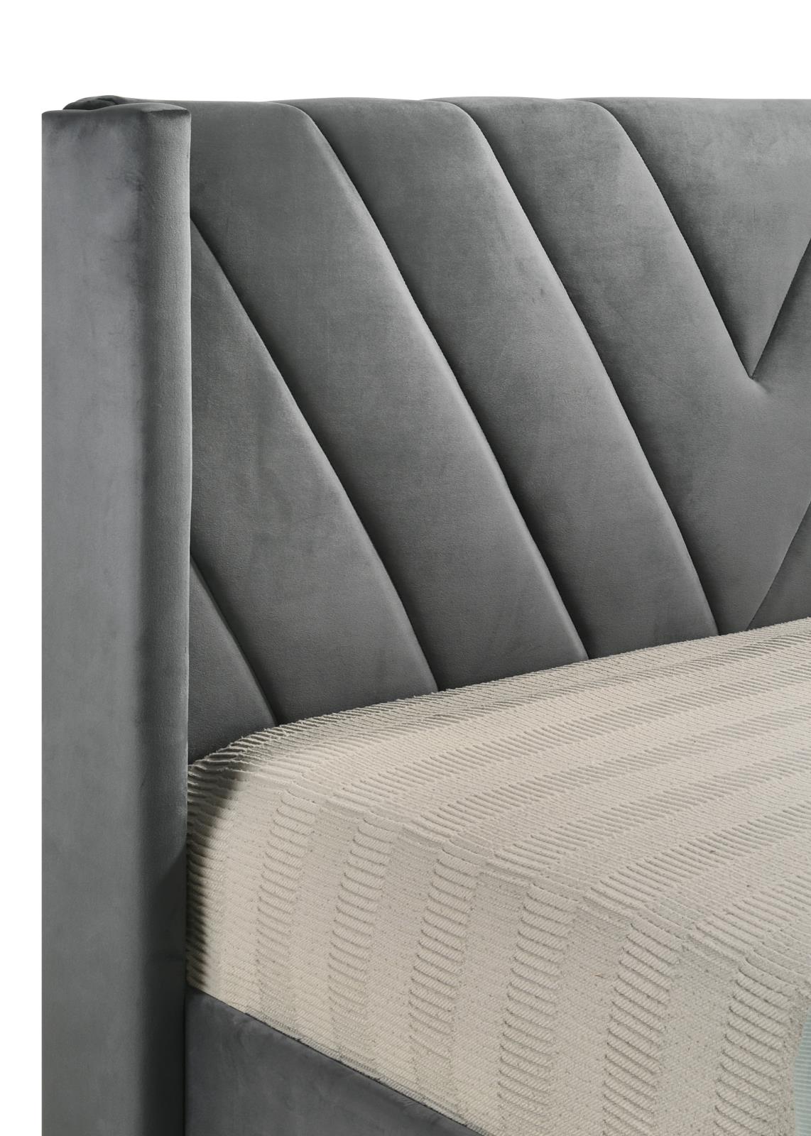 Chevron Gray Queen Bed — view 4