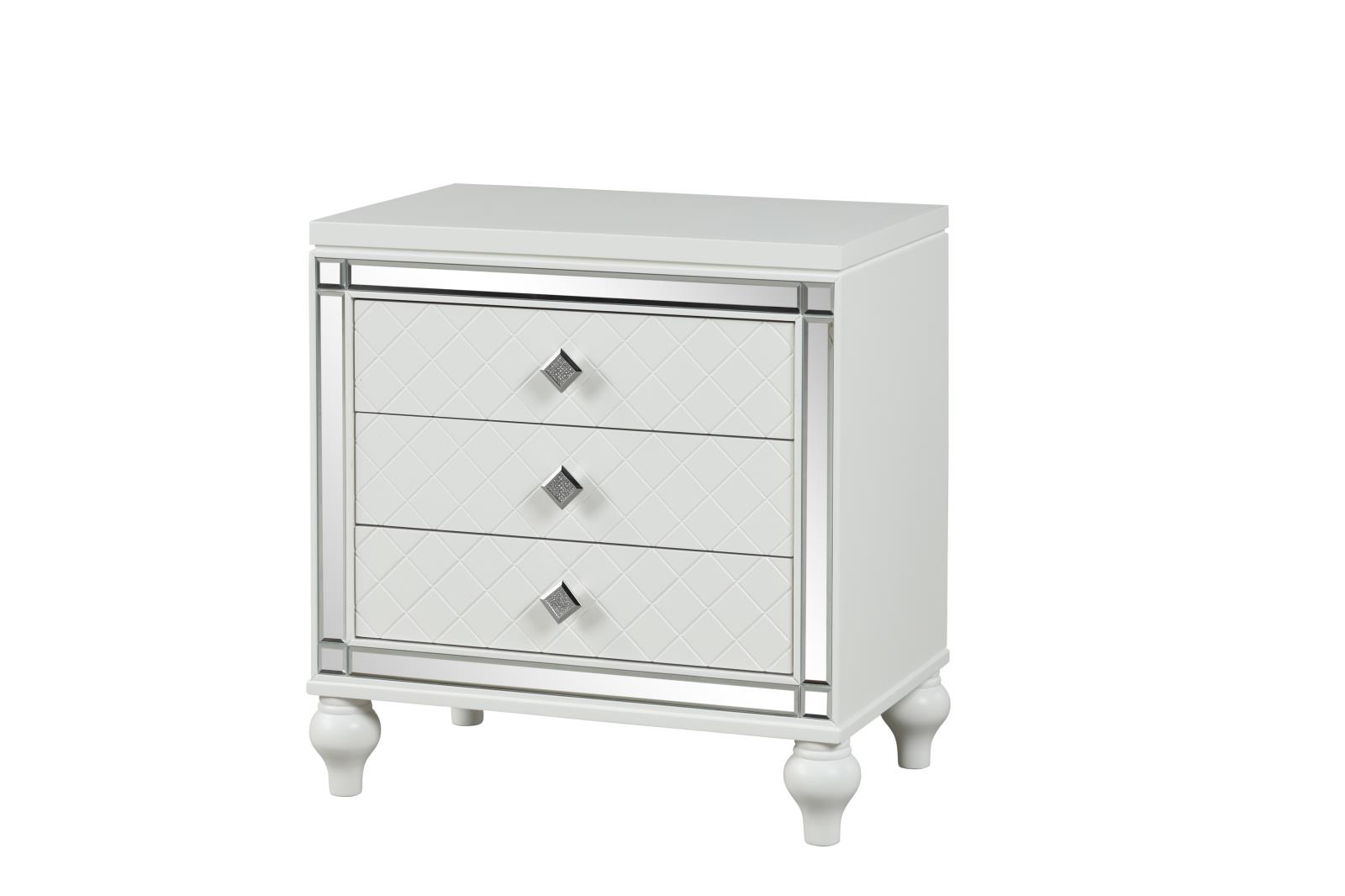 Malibu White 3-Drawer Nightstand