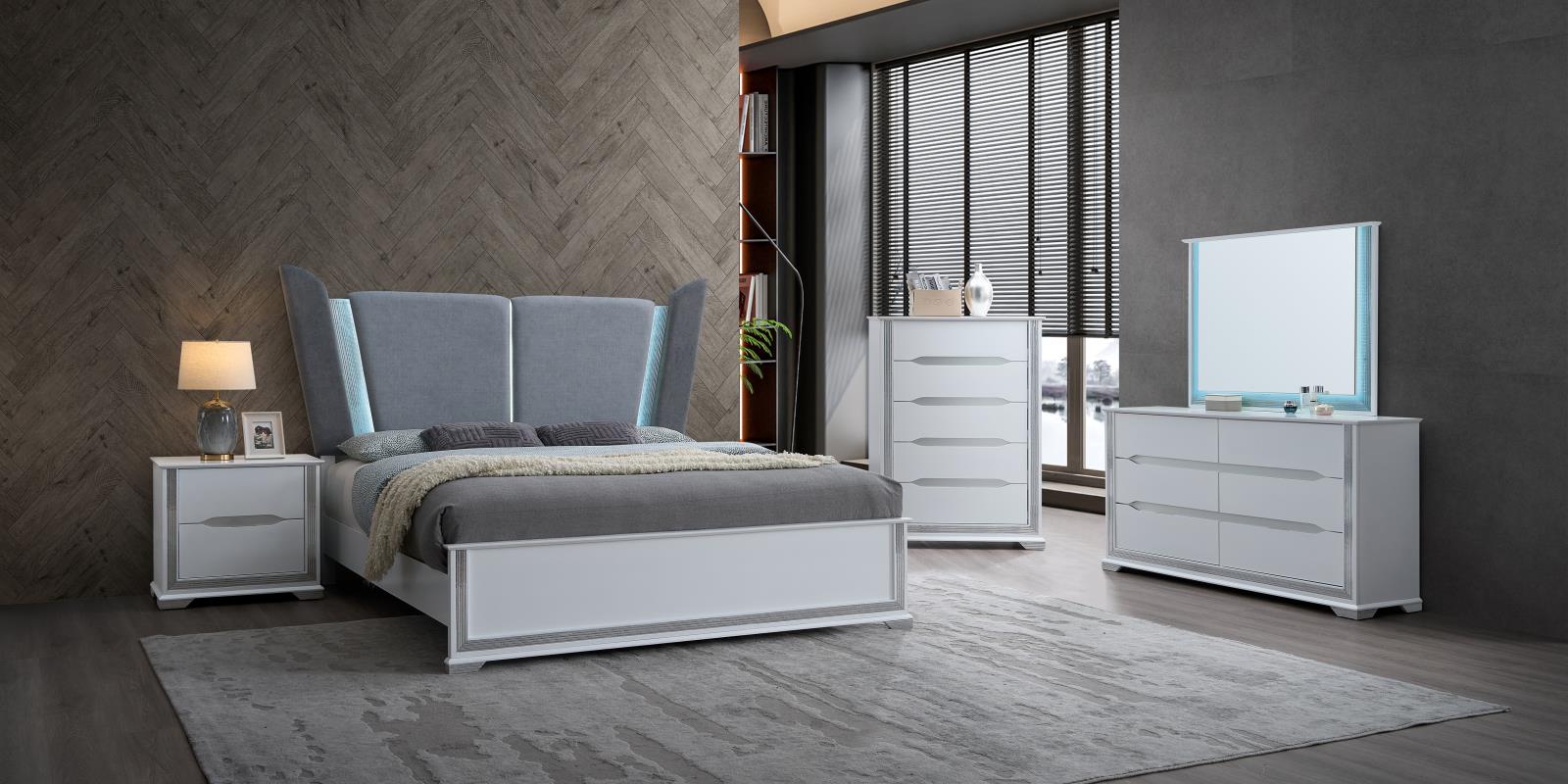 Cedar White King Bed, Dresser & Mirror