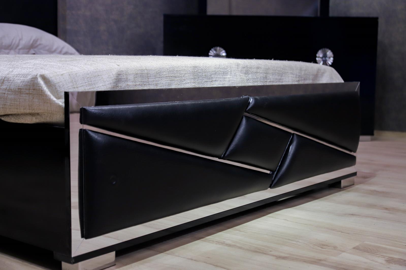 Avalon Black King Bed, Dresser, Mirror & Nightstand — view 6