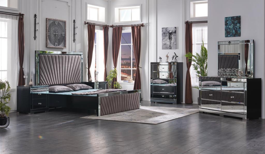 Oxford Black King Bed, Dresser & Mirror