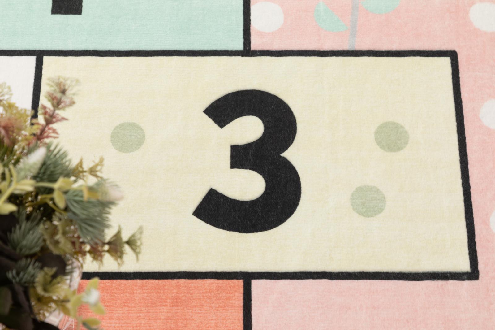 Kids KR01 Pink Area Rug — view 4