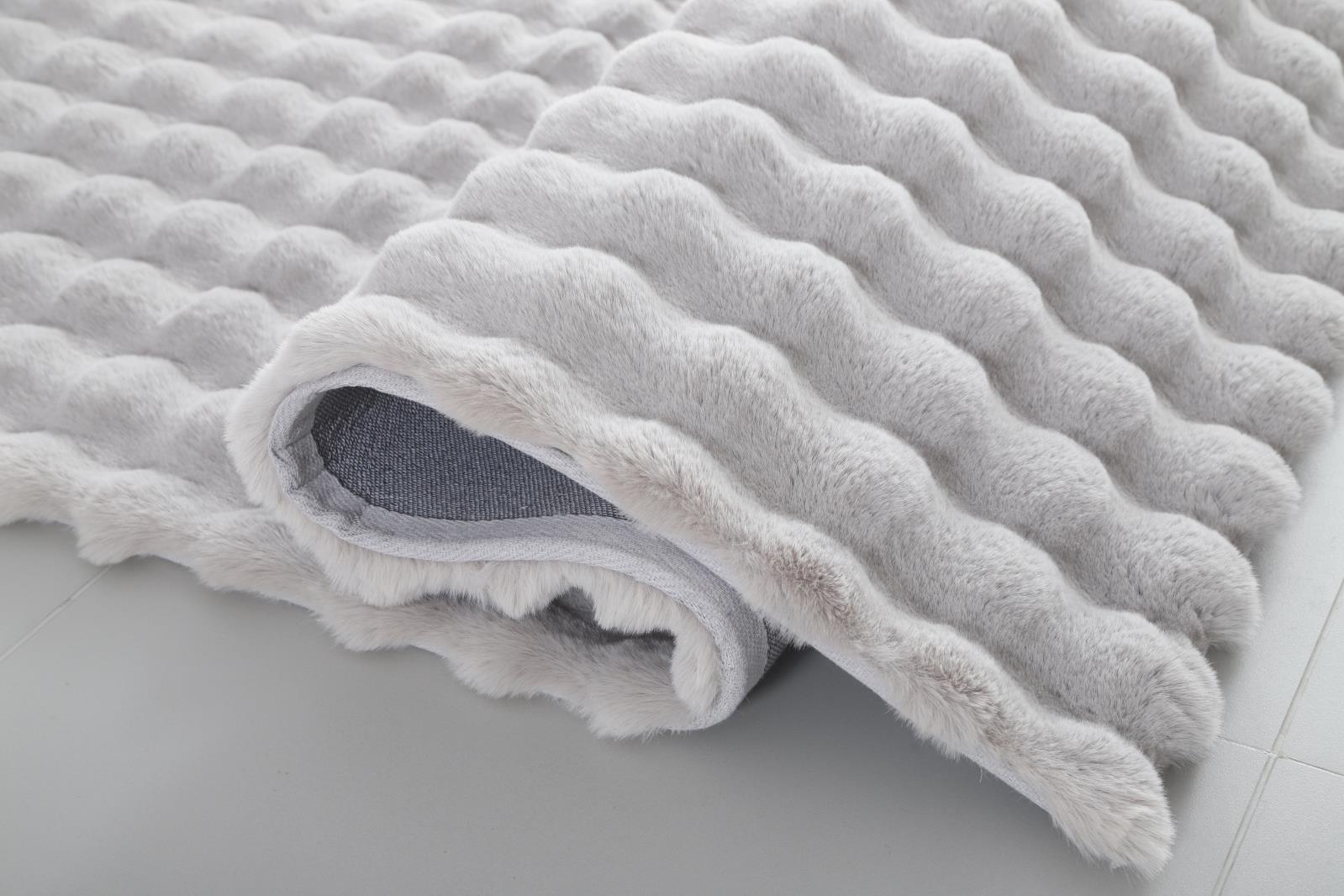 Valencia Fur VF02 Cream Shag Rug — view 3