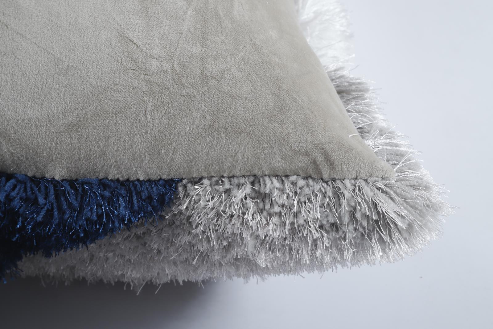 Mateos MS07P Gray Accent Pillow — view 3