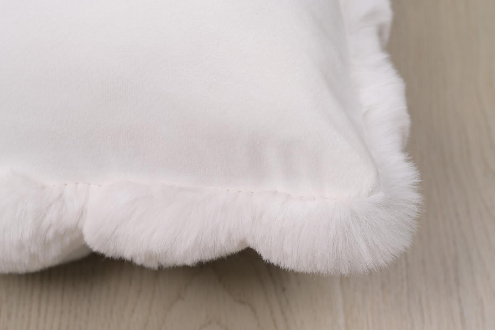 Valencia Fur VF03P White Accent Pillow — view 5