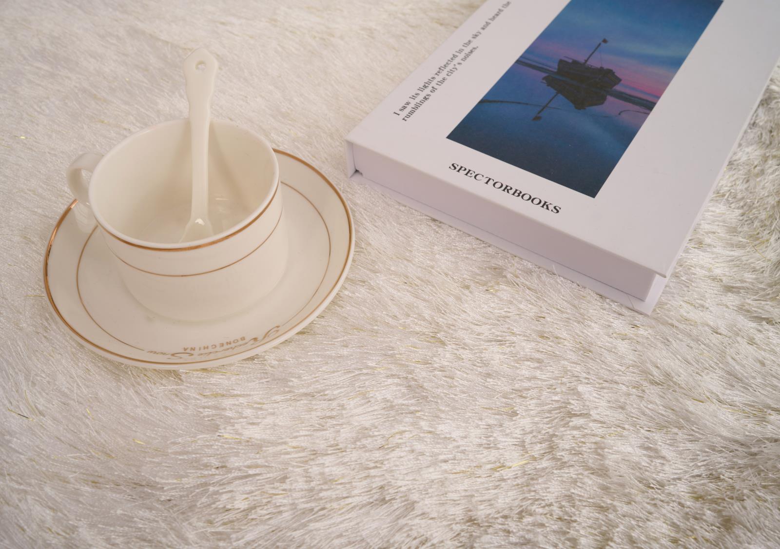 Urban UR01 White Shag Rug — view 7