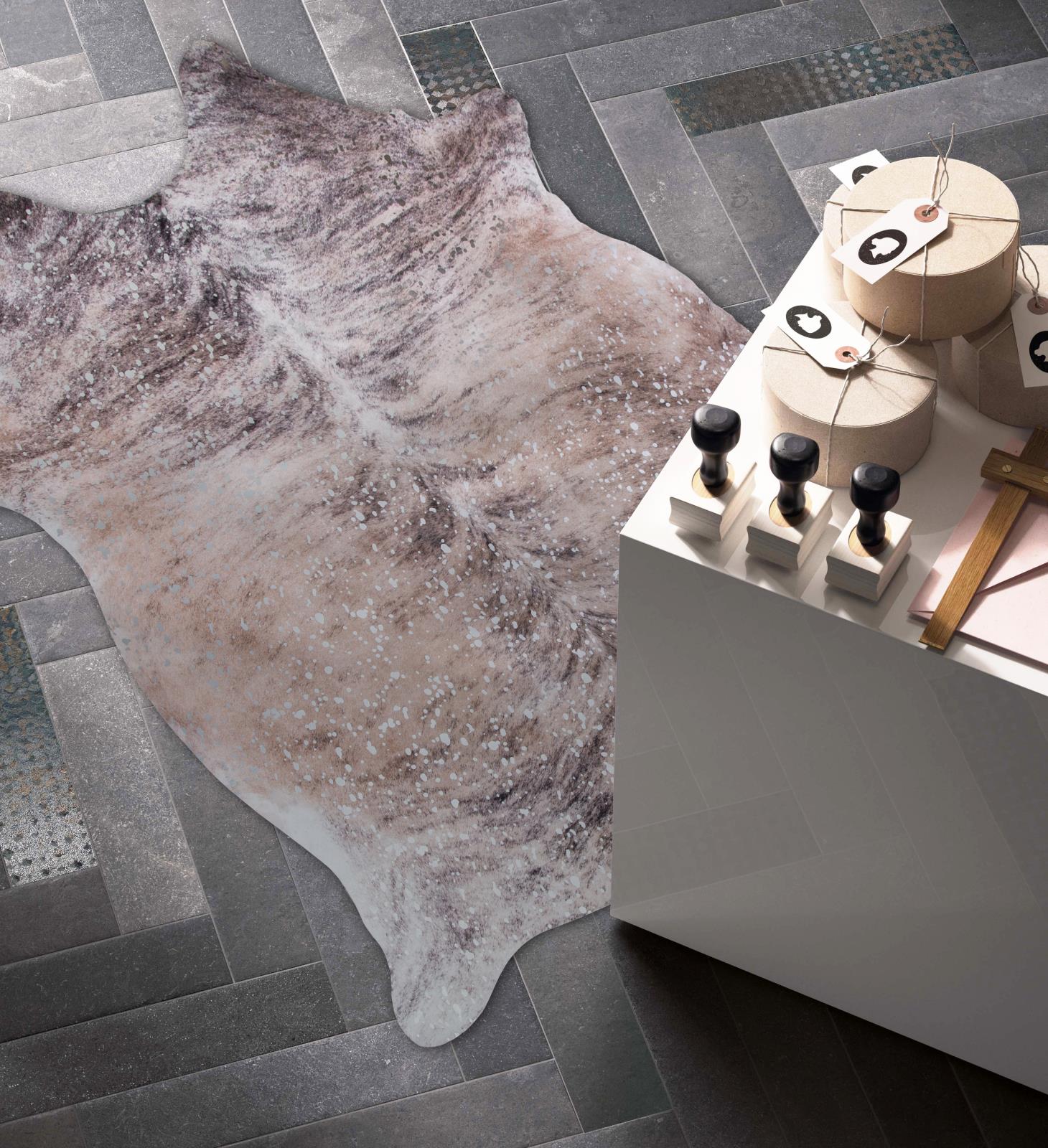 Rio RI01 Tan Area Rug — view 4