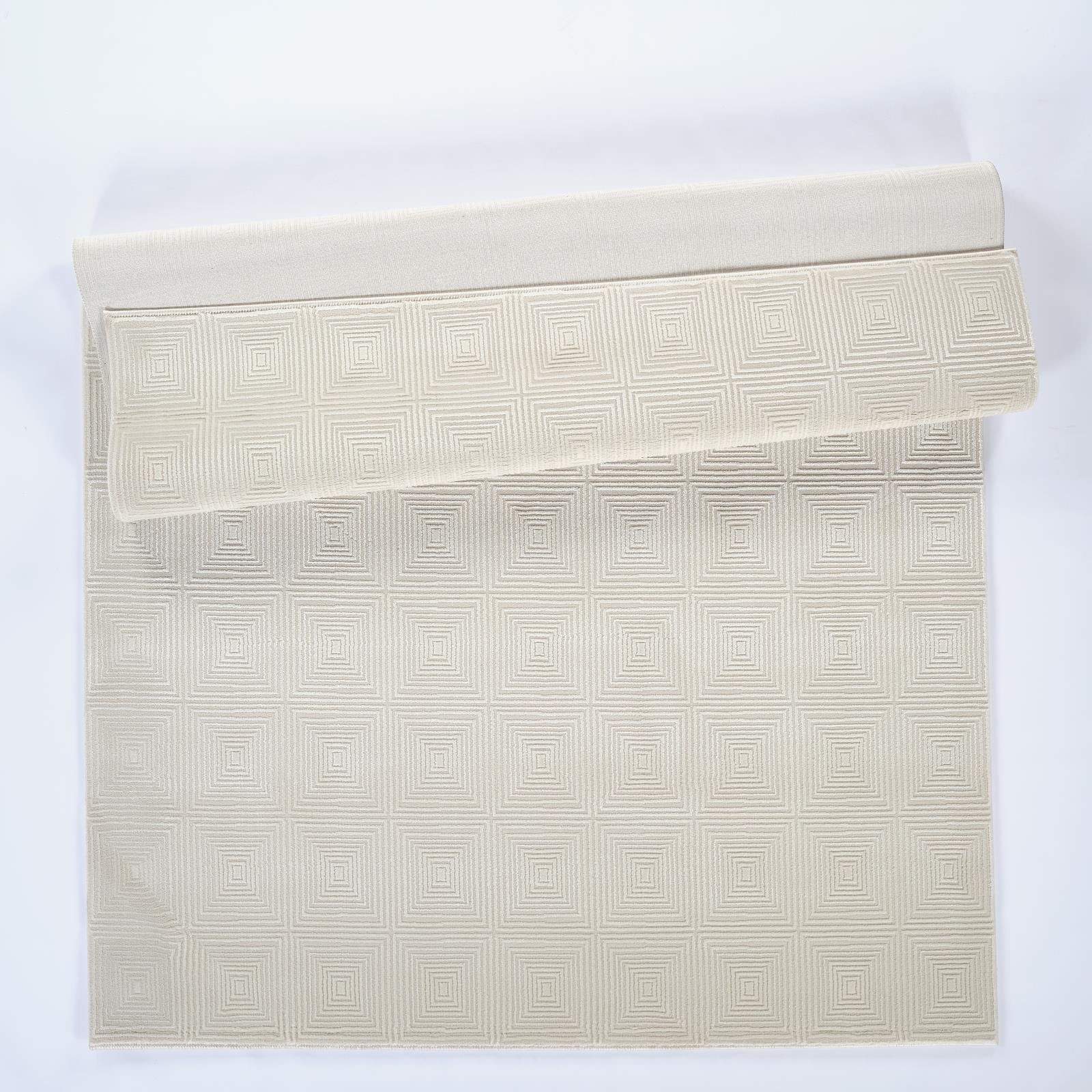 Omari OM16 Ivory Area Rug — view 5