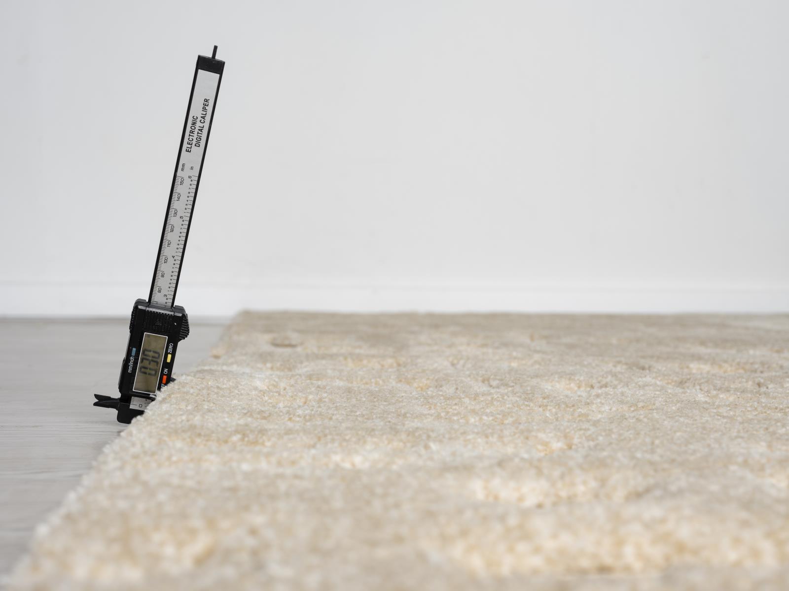 Natural NT07 Beige Area Rug — view 3