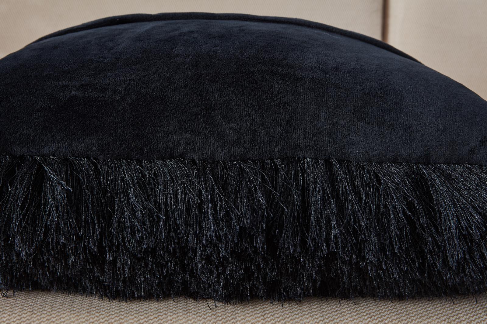 Urban URP03 Black Accent Pillow — view 3