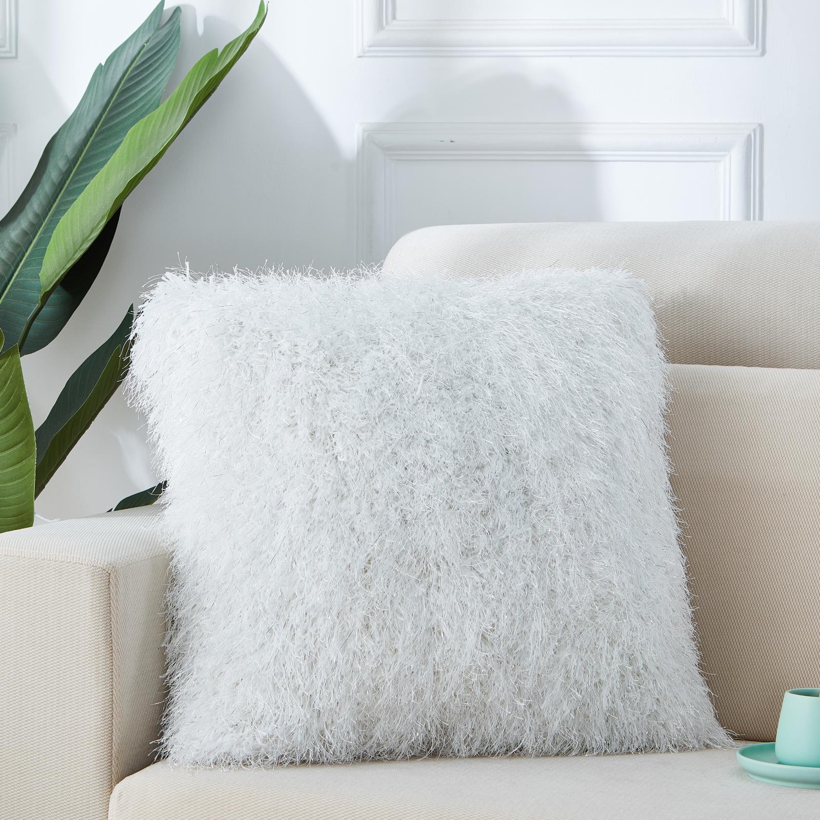 Manhattan MHP02 White Accent Pillow