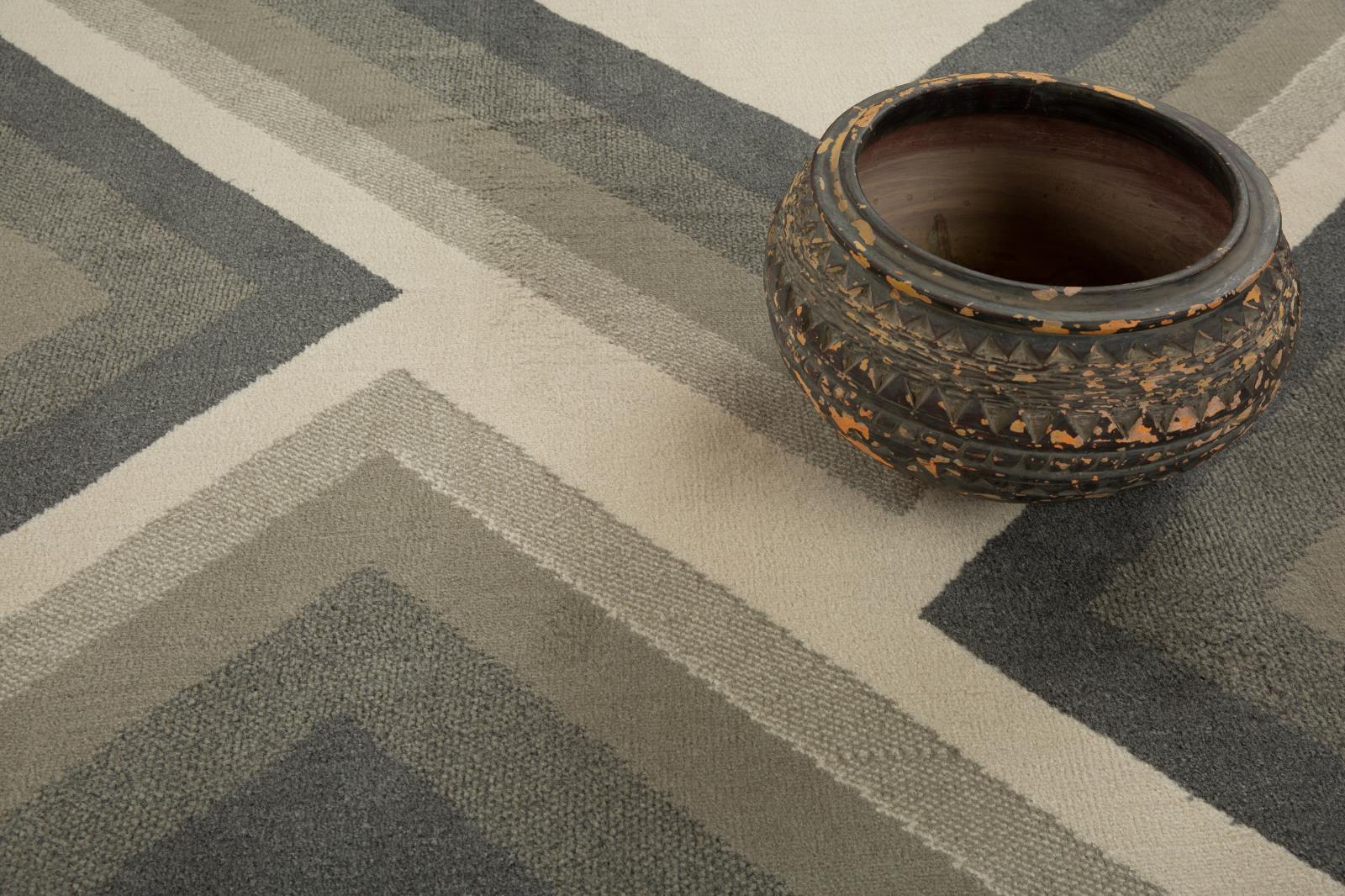 Kriselia KA10 Gray Area Rug — view 3