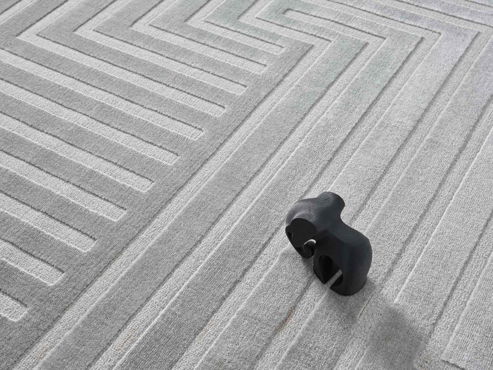 Nuevo NO06 Light Gray Area Rug — view 4