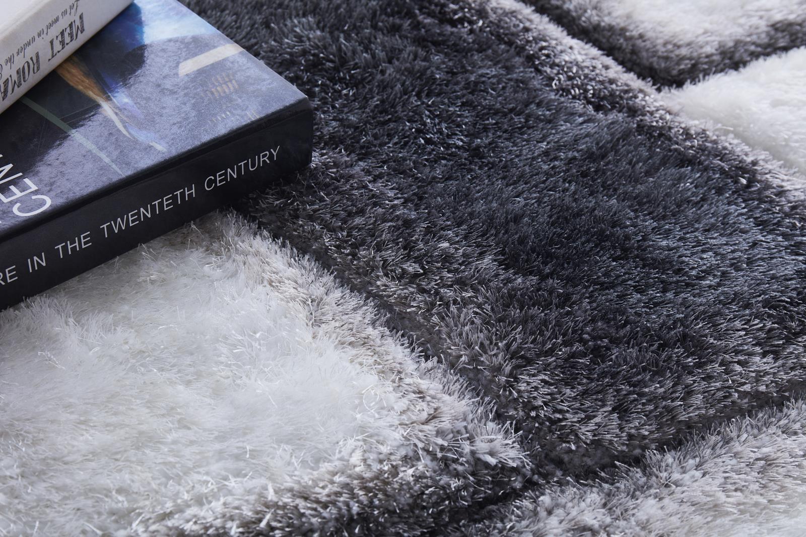 Mateos MS06 White Shag Rug — view 3