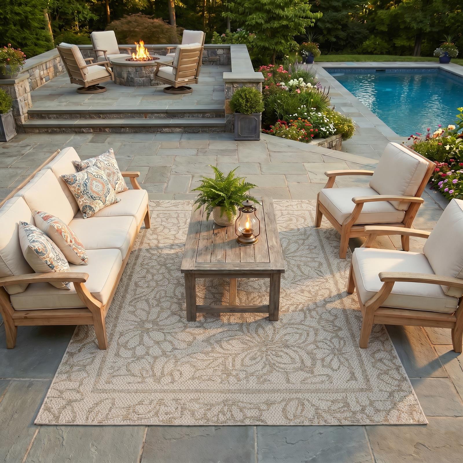 Belize BZ03 Ivory Indoor/Outdoor Rug