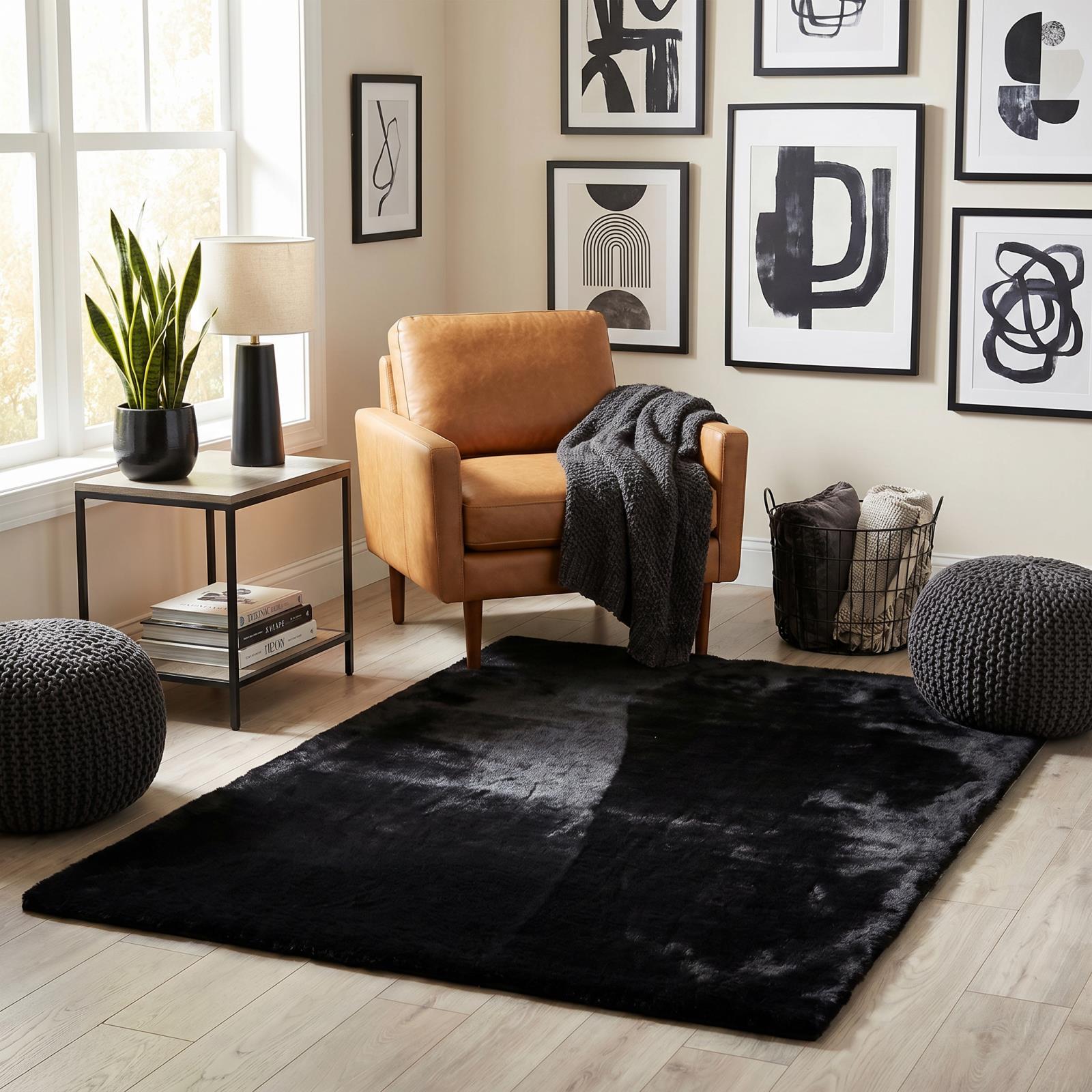 Miami MM02 Black Area Rug