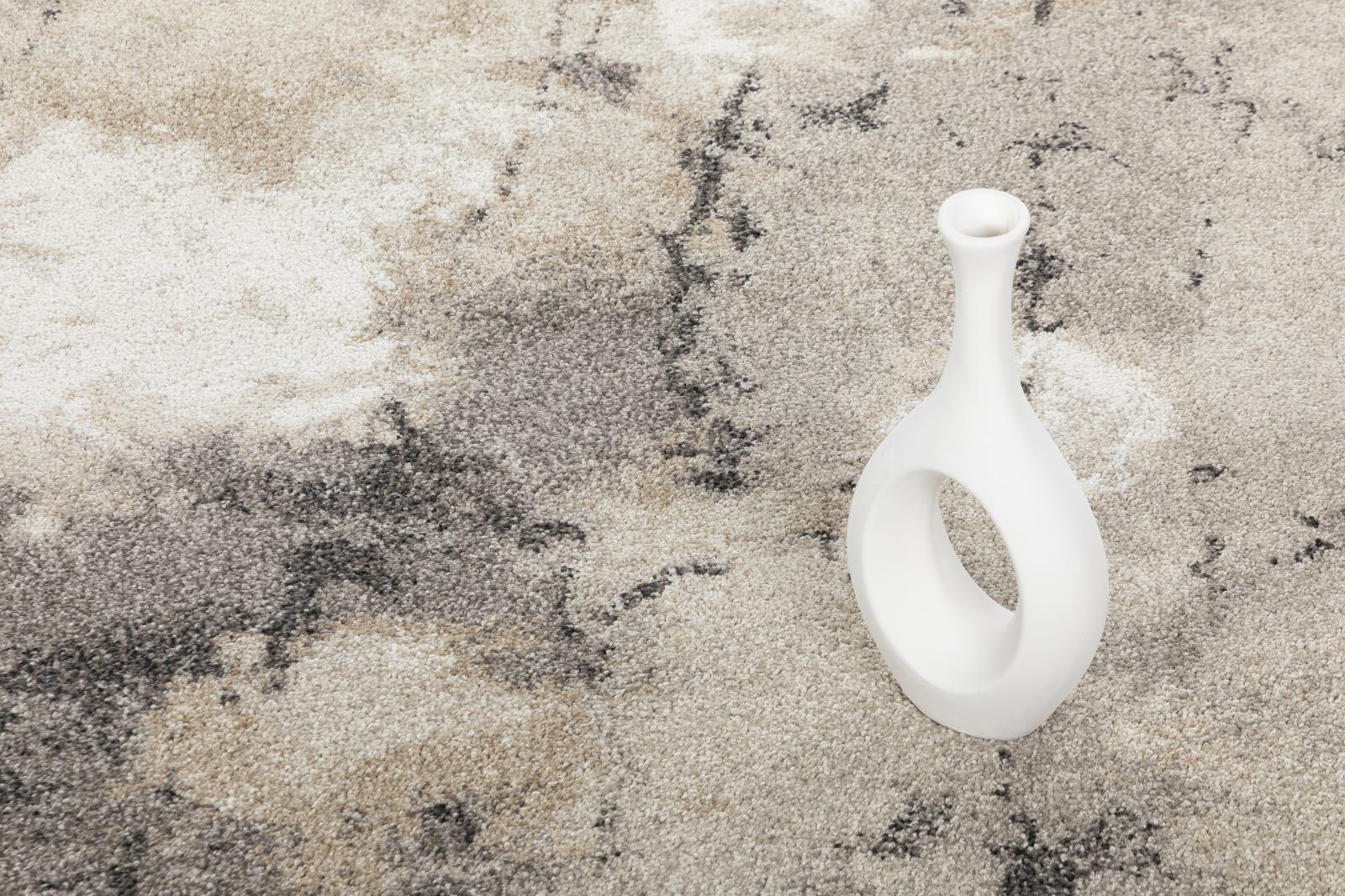 Royal RL02 Light Beige Area Rug — view 4