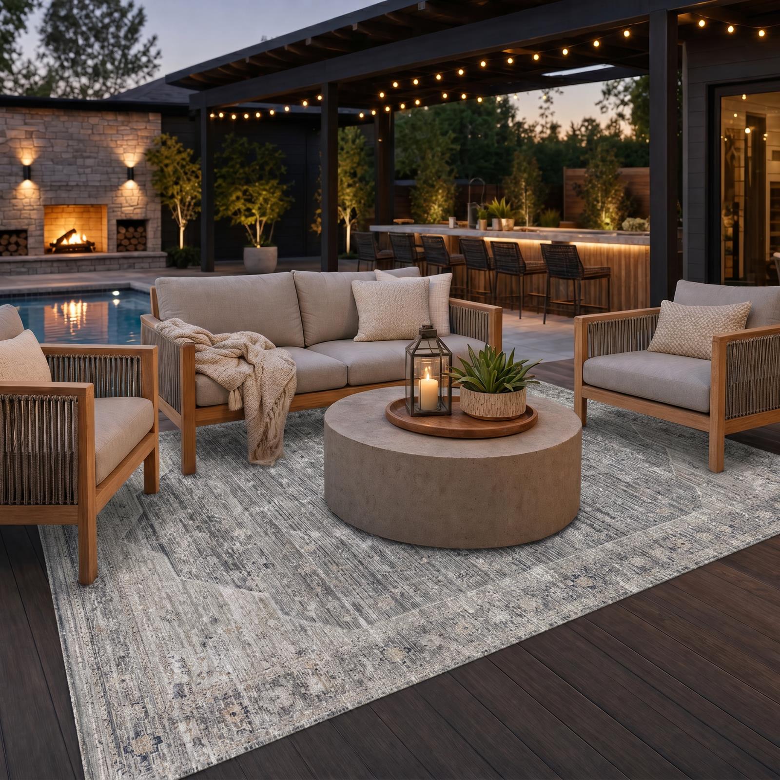 Daphne DP03 Gray Indoor/Outdoor Rug