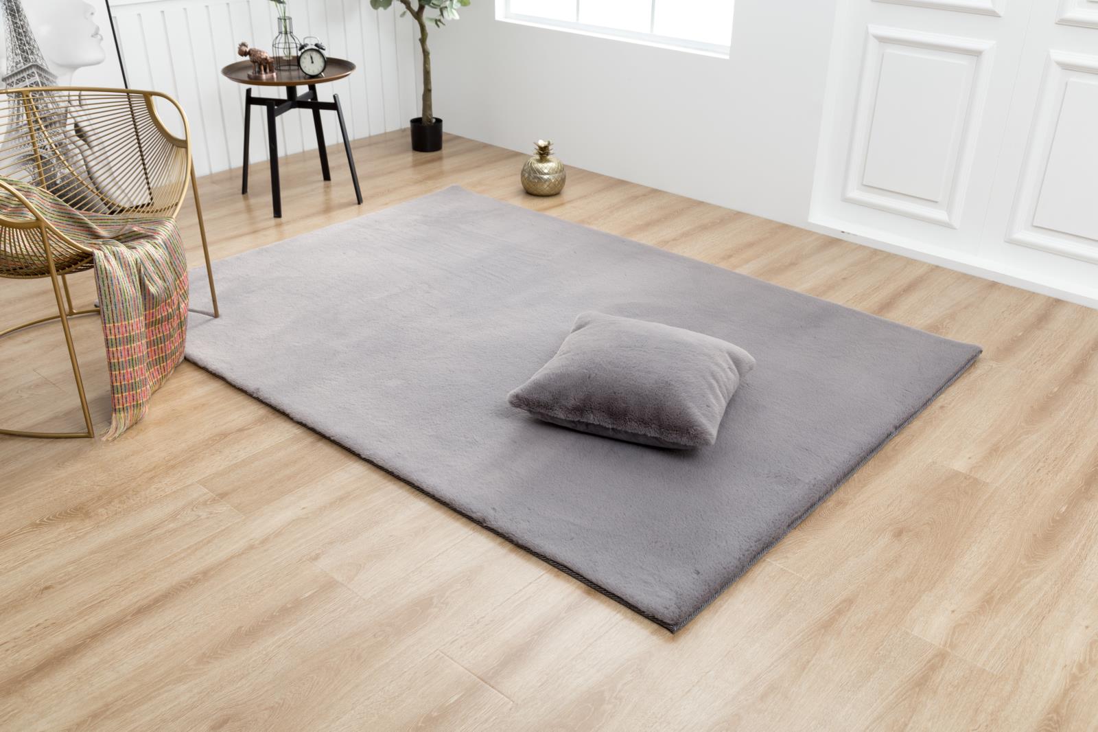 Faux Rabbit Fur RB04 Gray Shag Rug — view 7