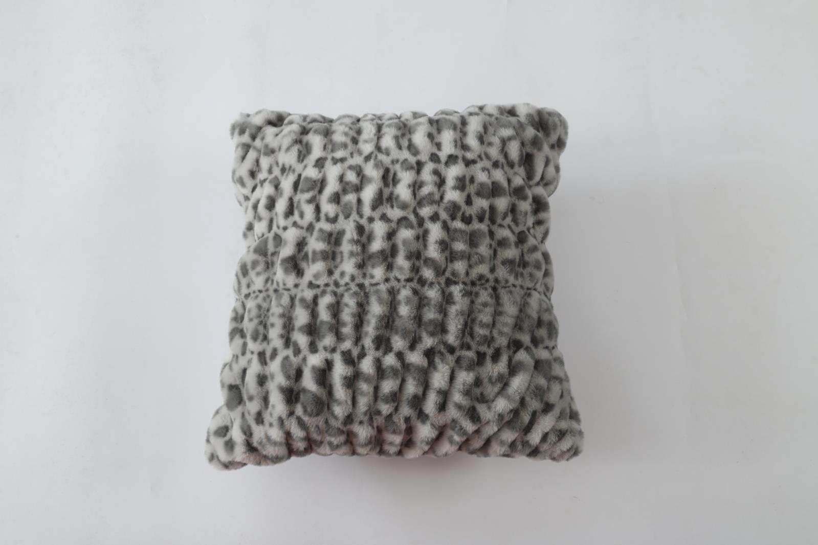 Amore Pillow AOP05 White Accent Pillow