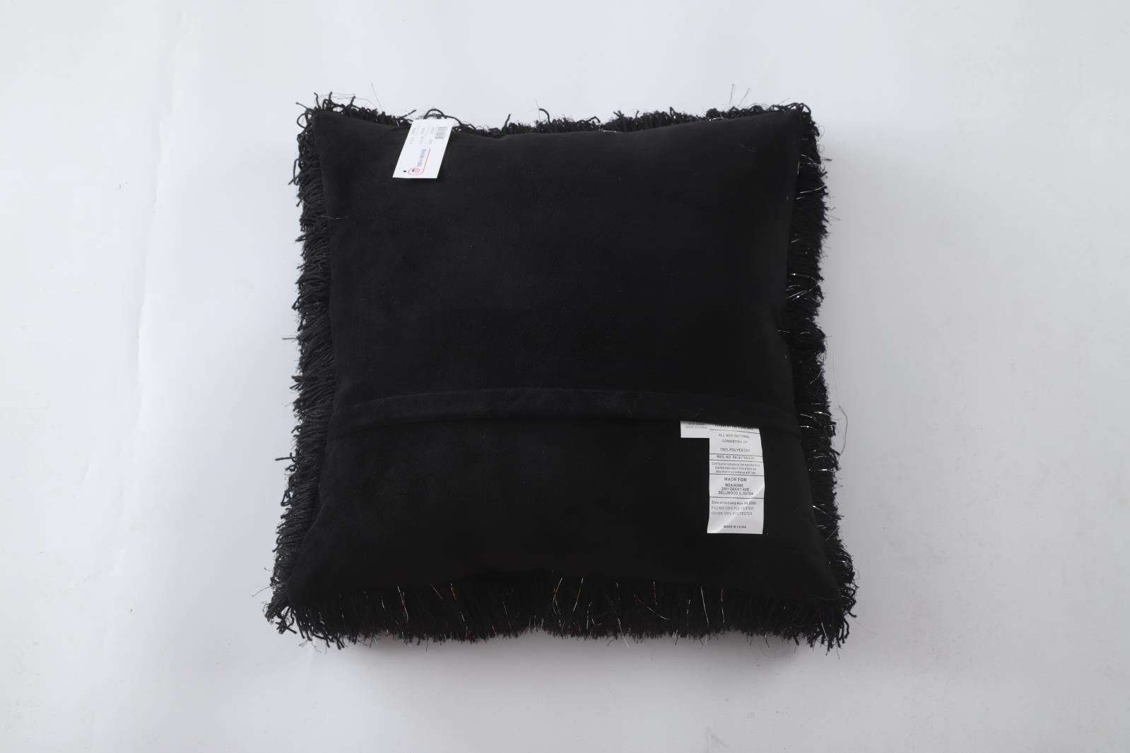 Manhattan MHP08 Black Accent Pillow — view 3
