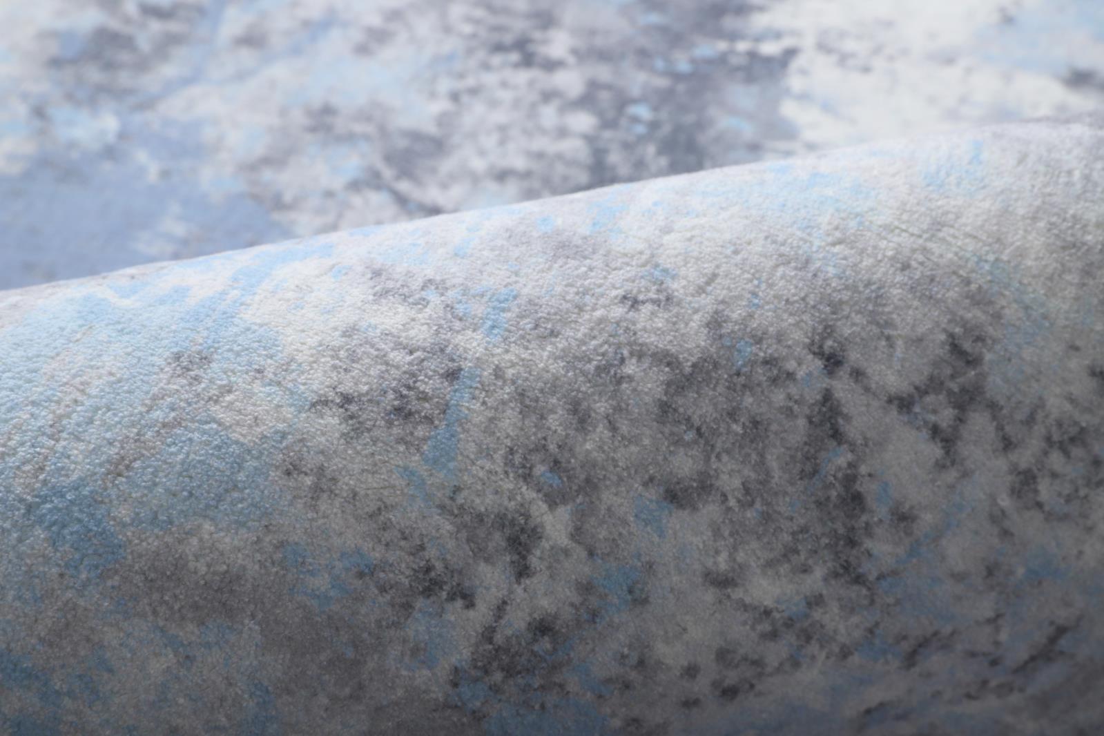 Retro RT02 Light Blue Shag Rug — view 7