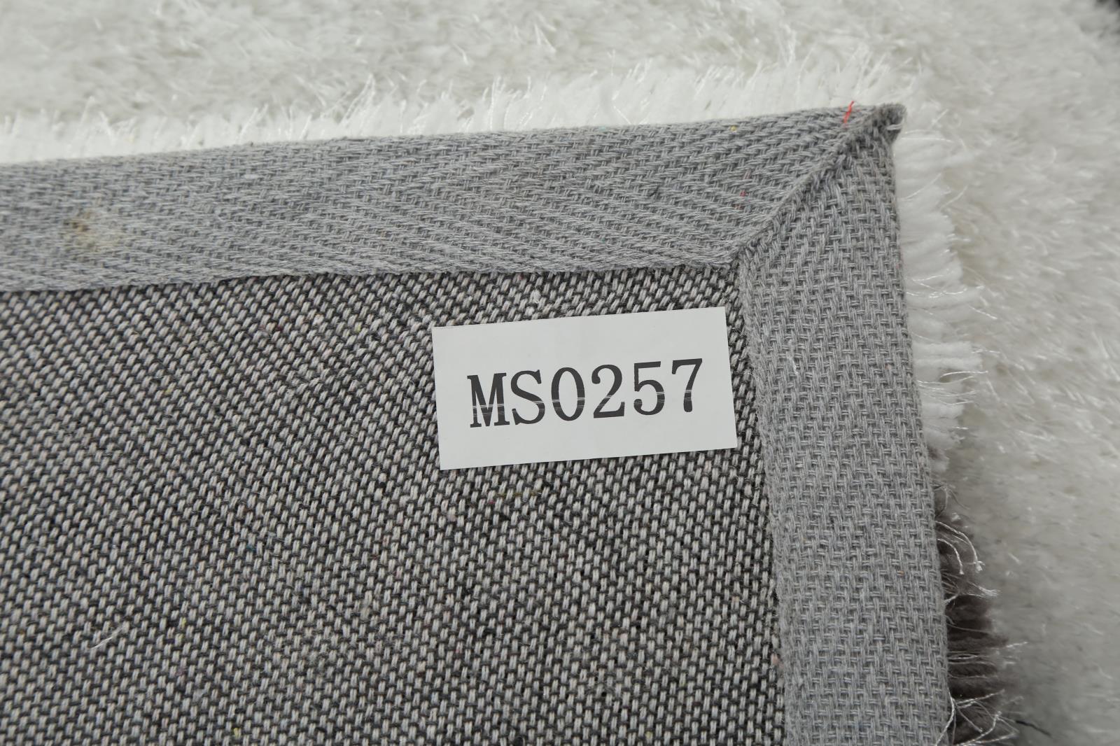 Mateos MS02 White Shag Rug — view 2