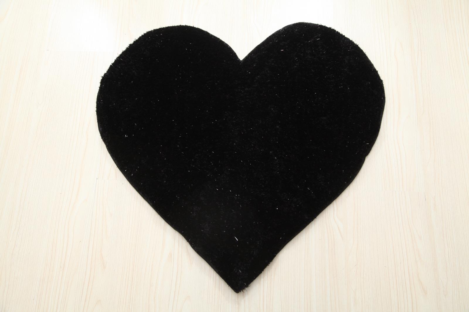 Hearts KD06 Black Shag Rug