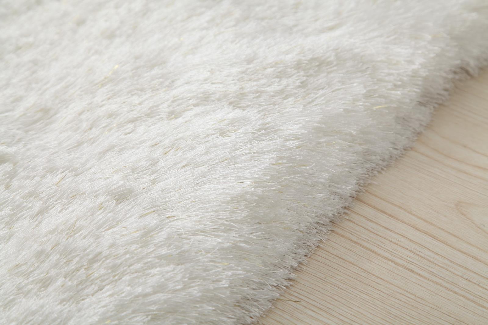 Urban UR01 White Shag Rug — view 3