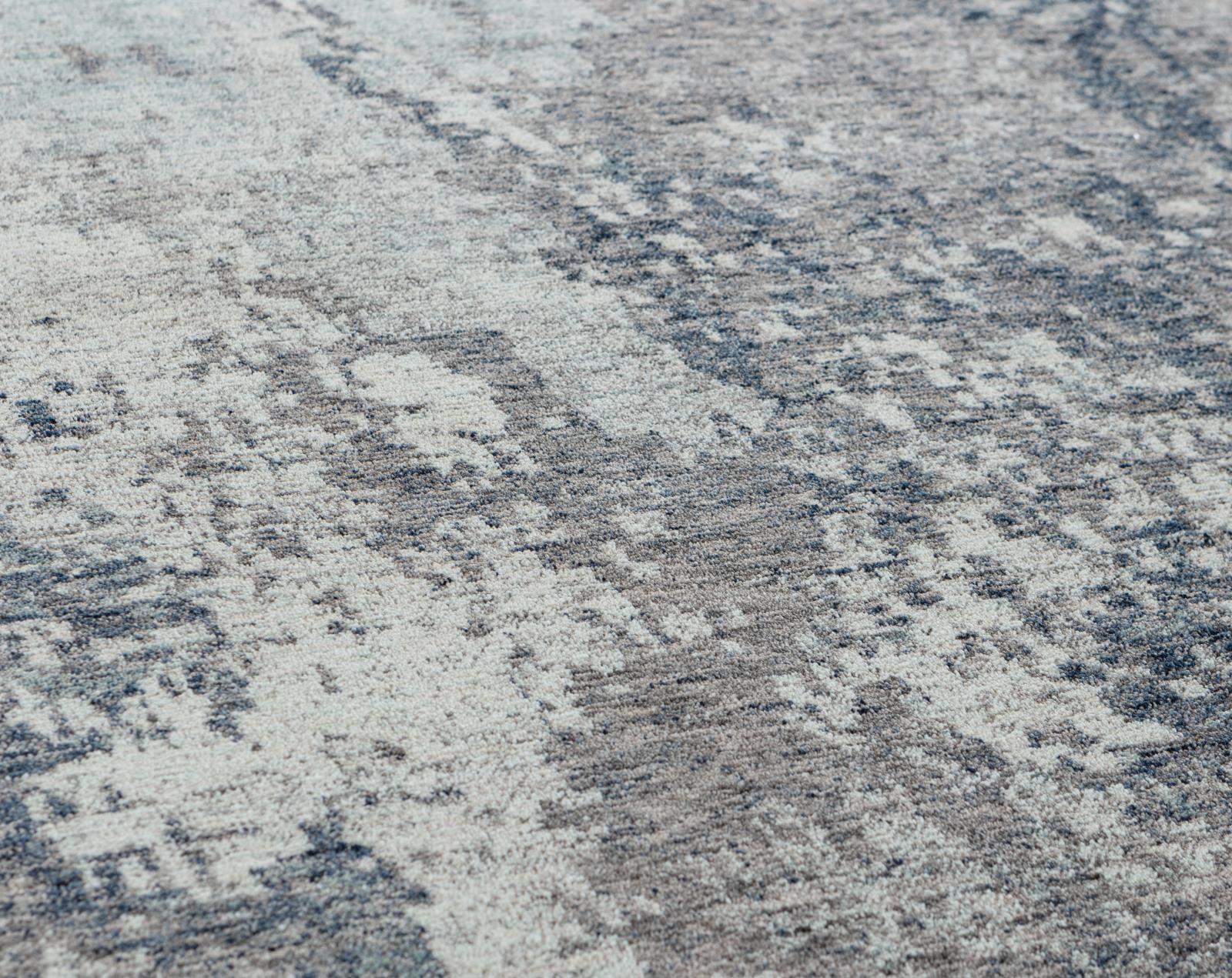 Legacy LG05 Gray Area Rug — view 4
