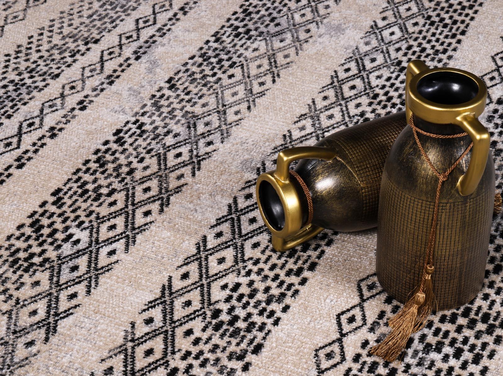 Desire DS04 Beige Indoor/Outdoor Rug — view 4