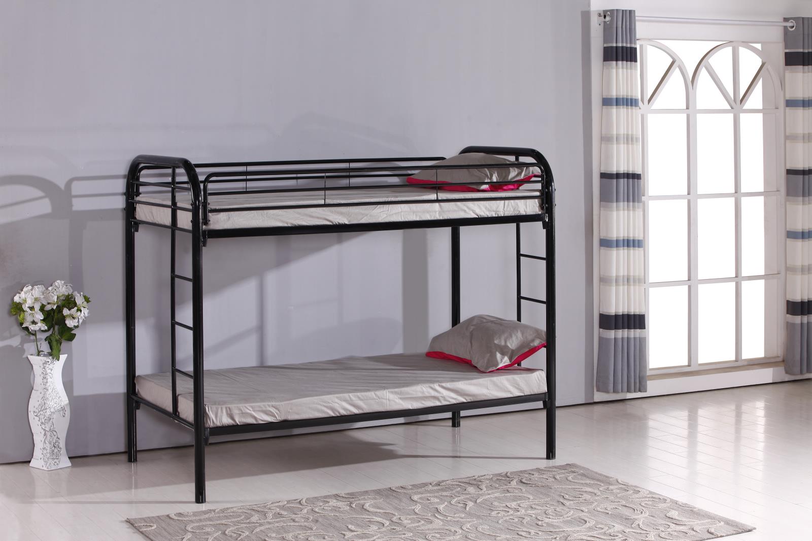Black Twin/Twin Bunk Bed (S135)