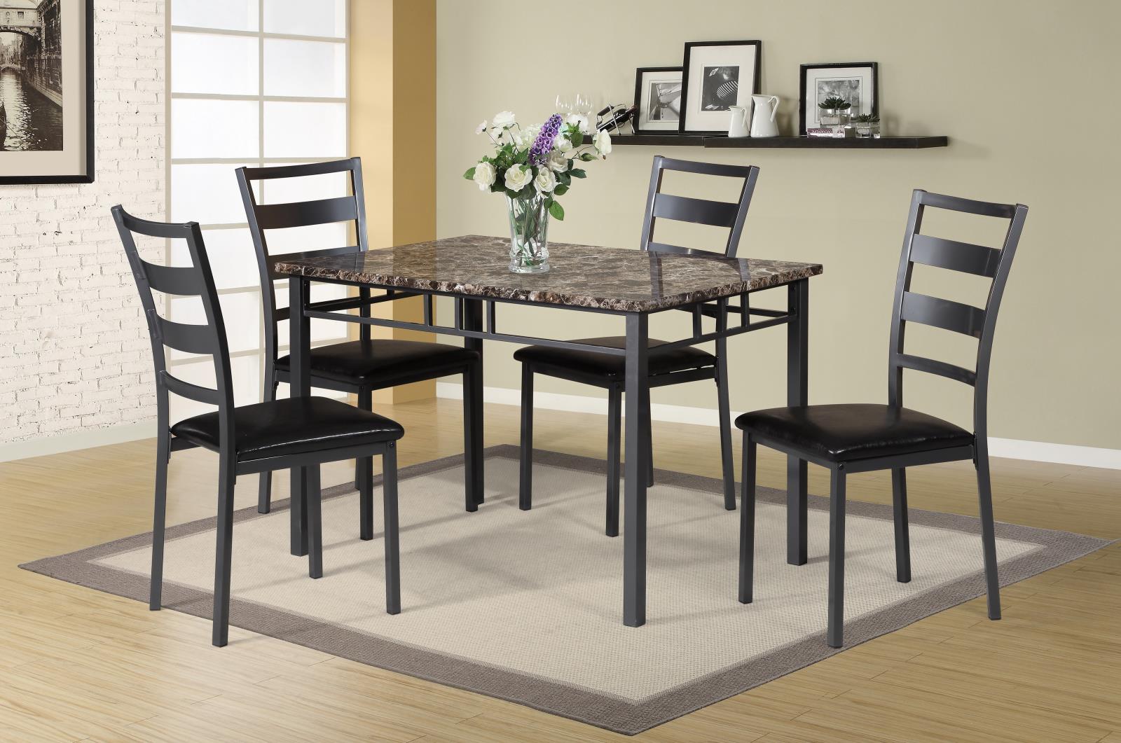Table & 4 Chairs (D760)