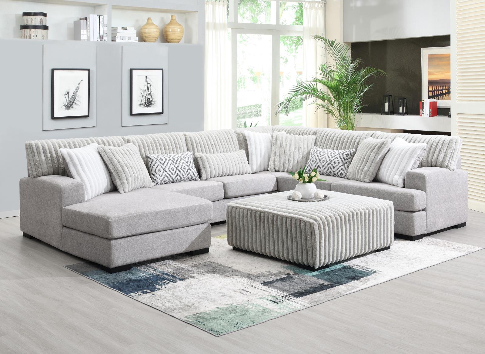 Light Gray Ottoman (U258)