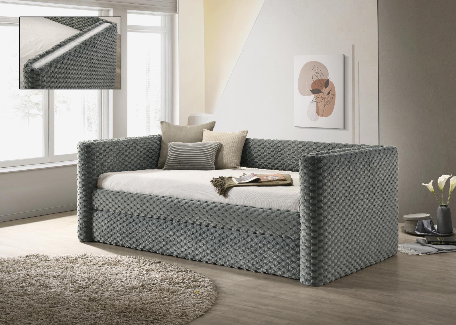 Gray/White Daybed (DB800)
