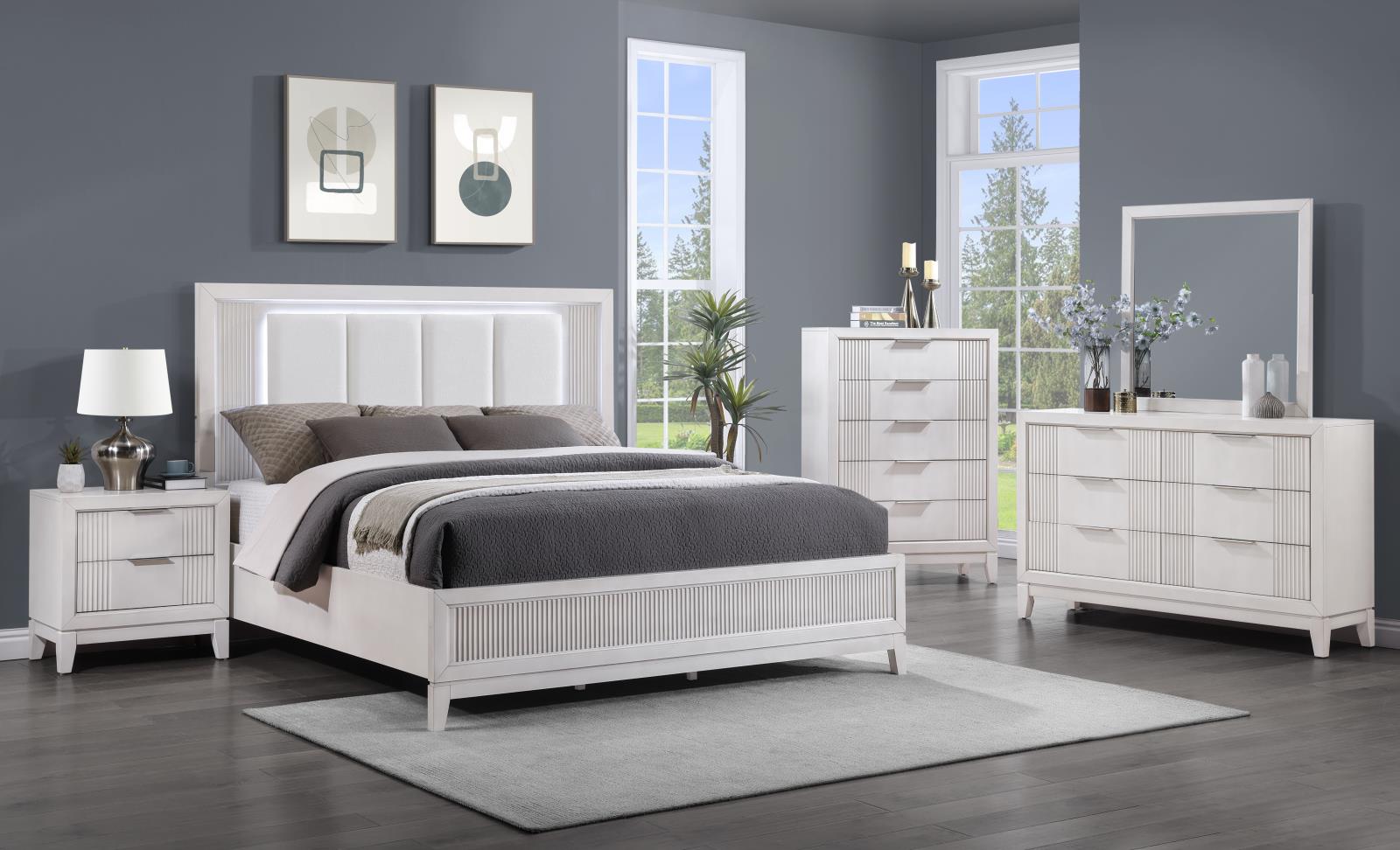 Beige Chest (B252) — view 2