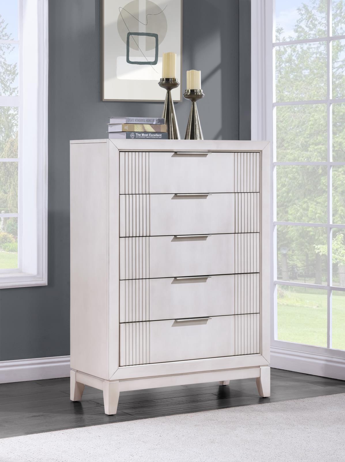 Beige Chest (B252)