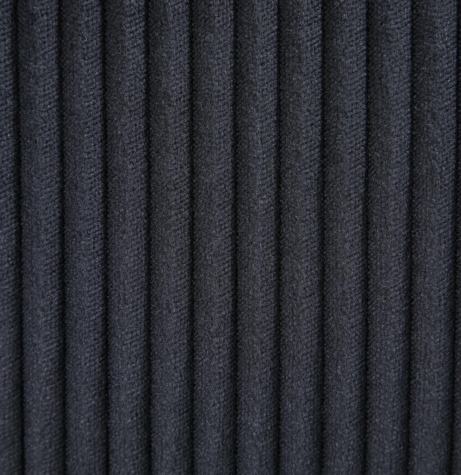 Black Chair (U442) — view 4