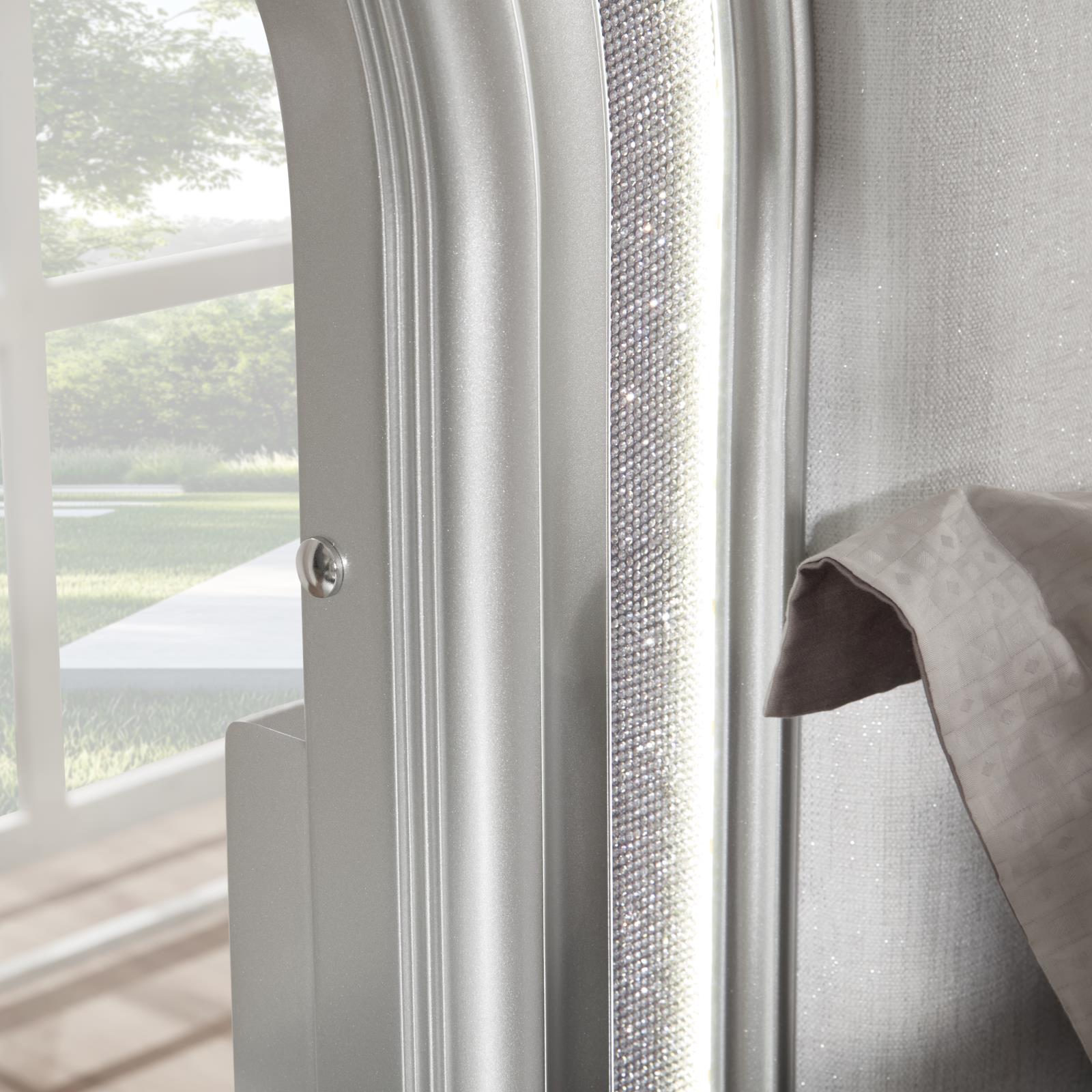 Silver King Bed (B076) — view 8
