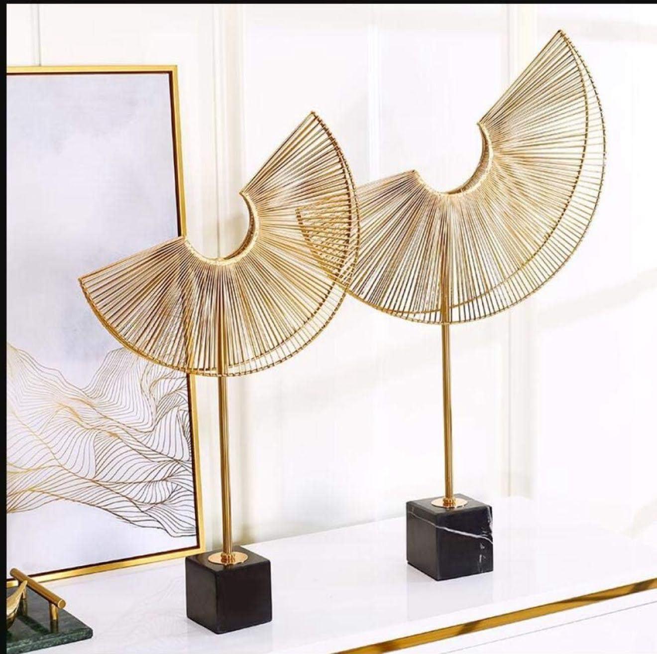 Golden Metal Semicircle Figurine (981-2)