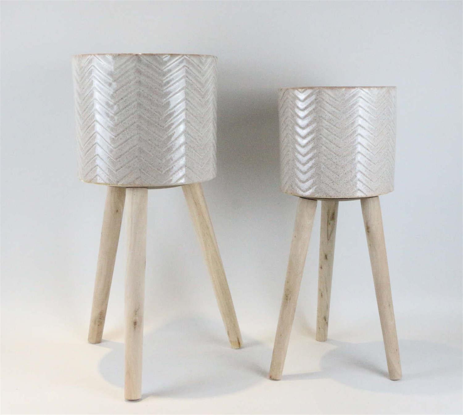 Living Room Plant Stand (698)