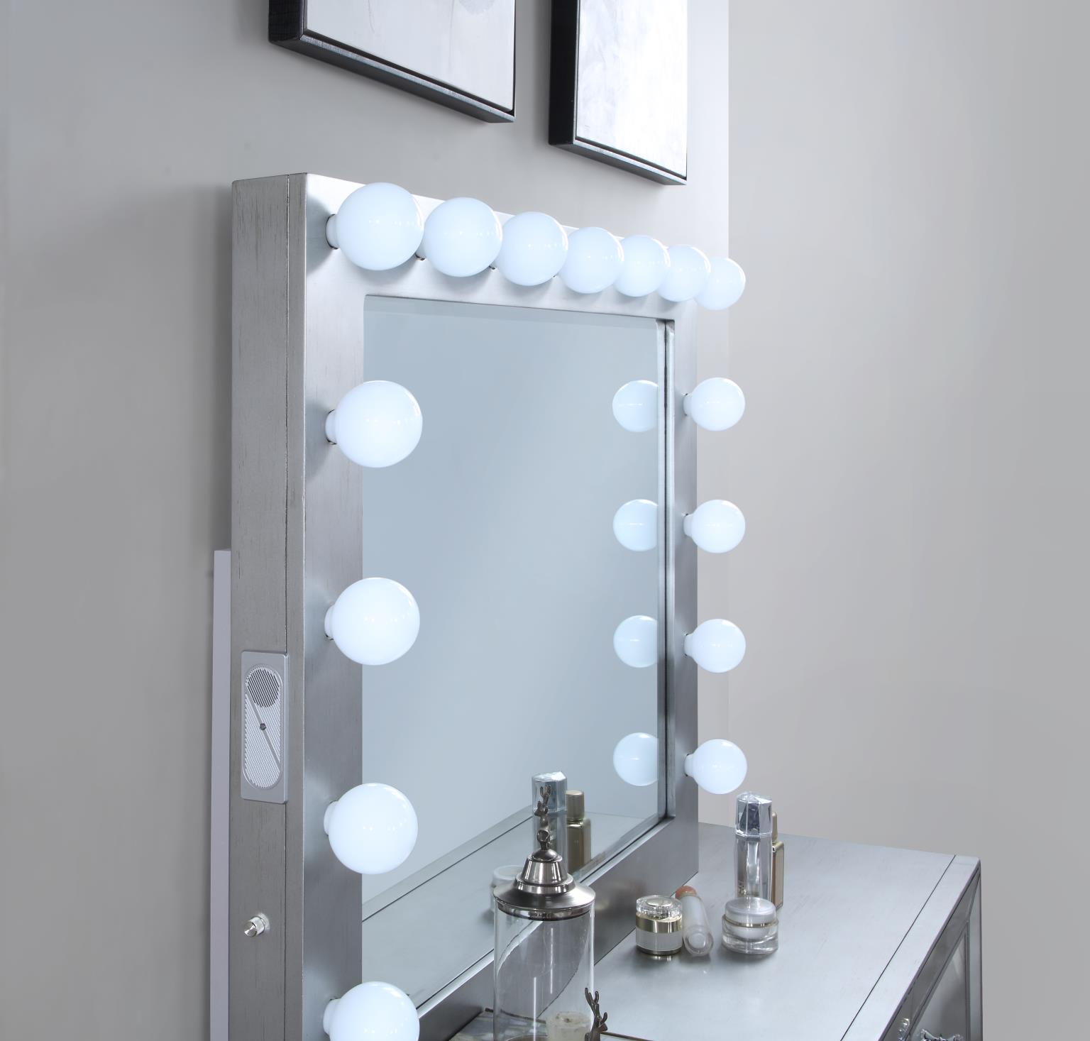 Platinum Silver — photo 3