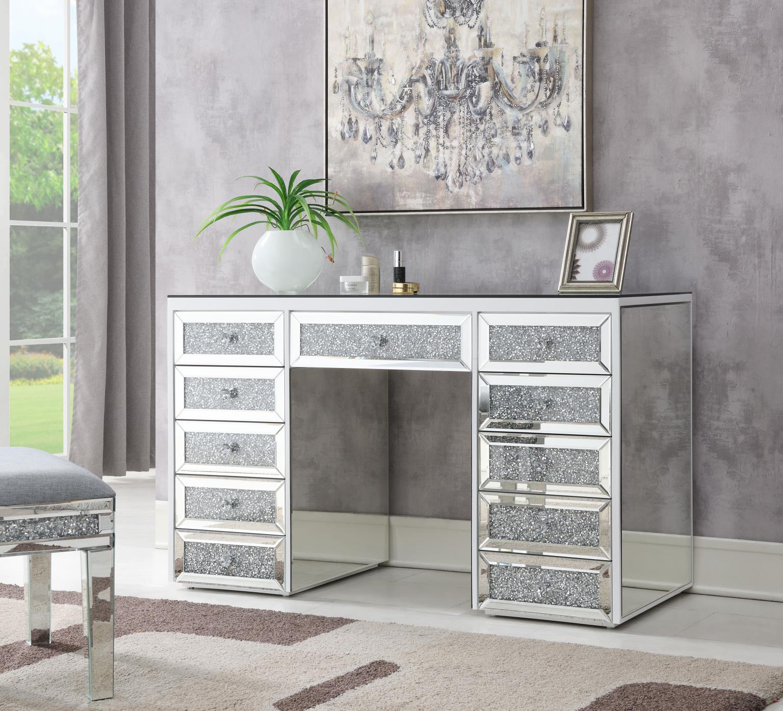 Glamour Vanity — photo 4