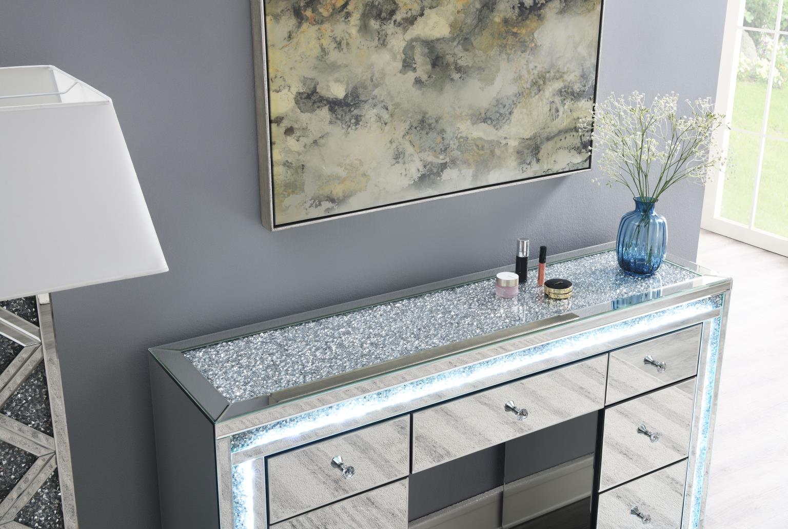 Glamour Vanity — photo 3