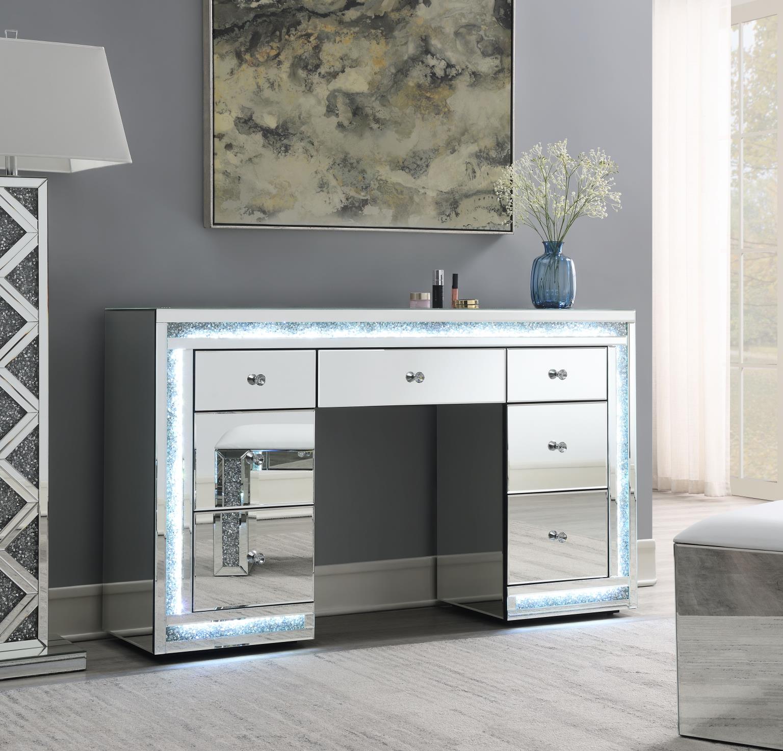 Glamour Vanity — photo 4