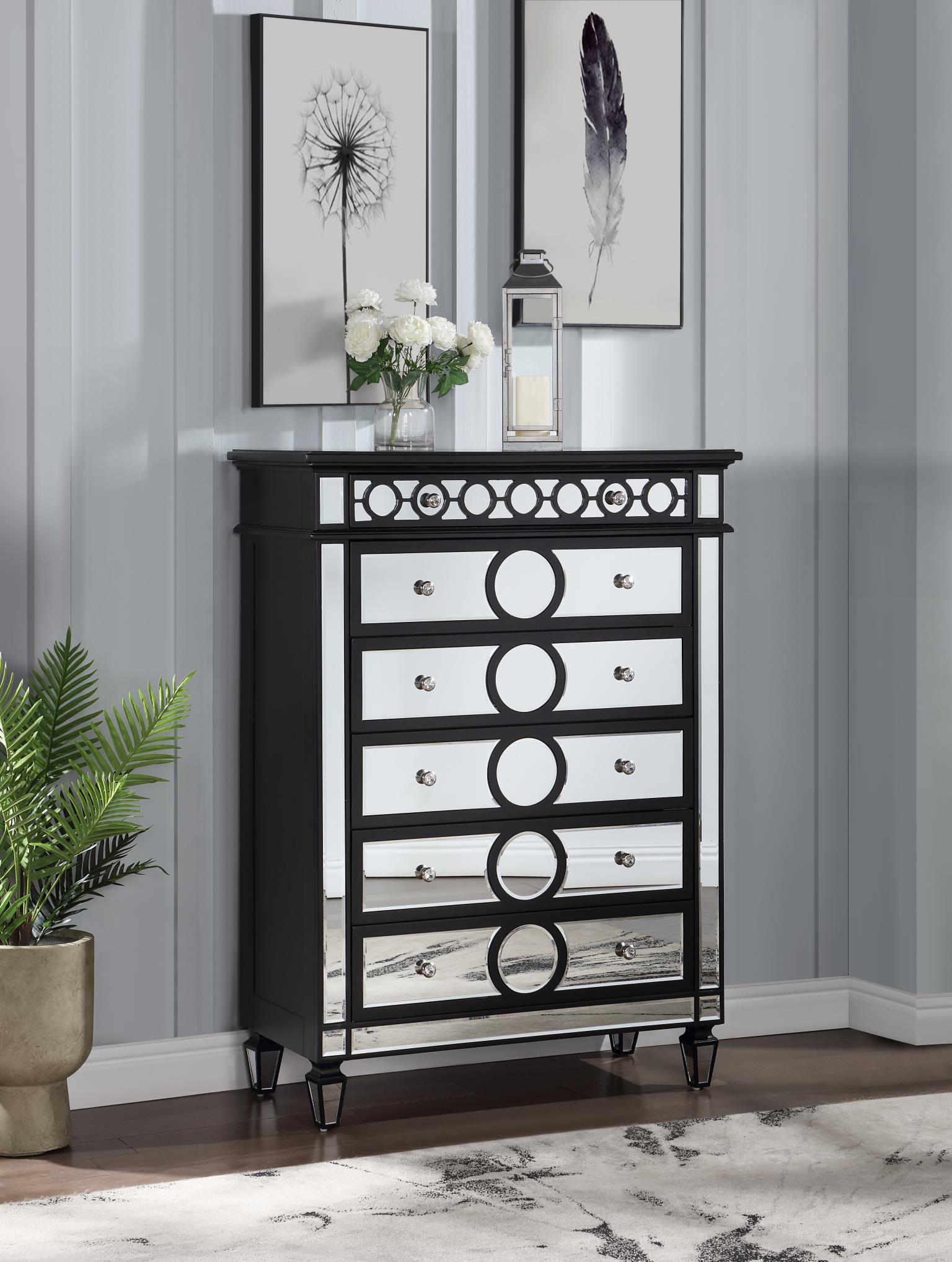 King Bed - Dresser - Mirror — photo 4