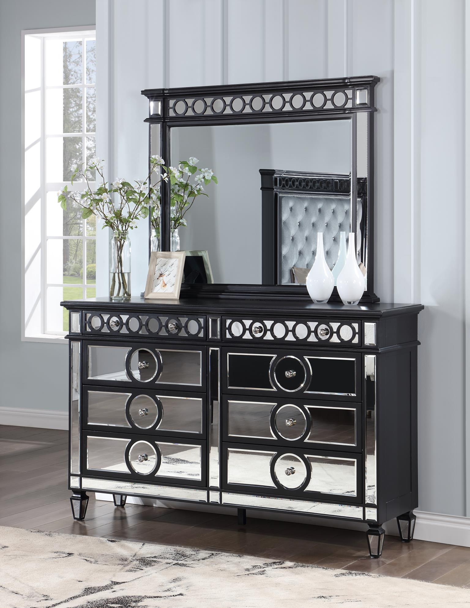 King Bed - Dresser - Mirror — photo 5