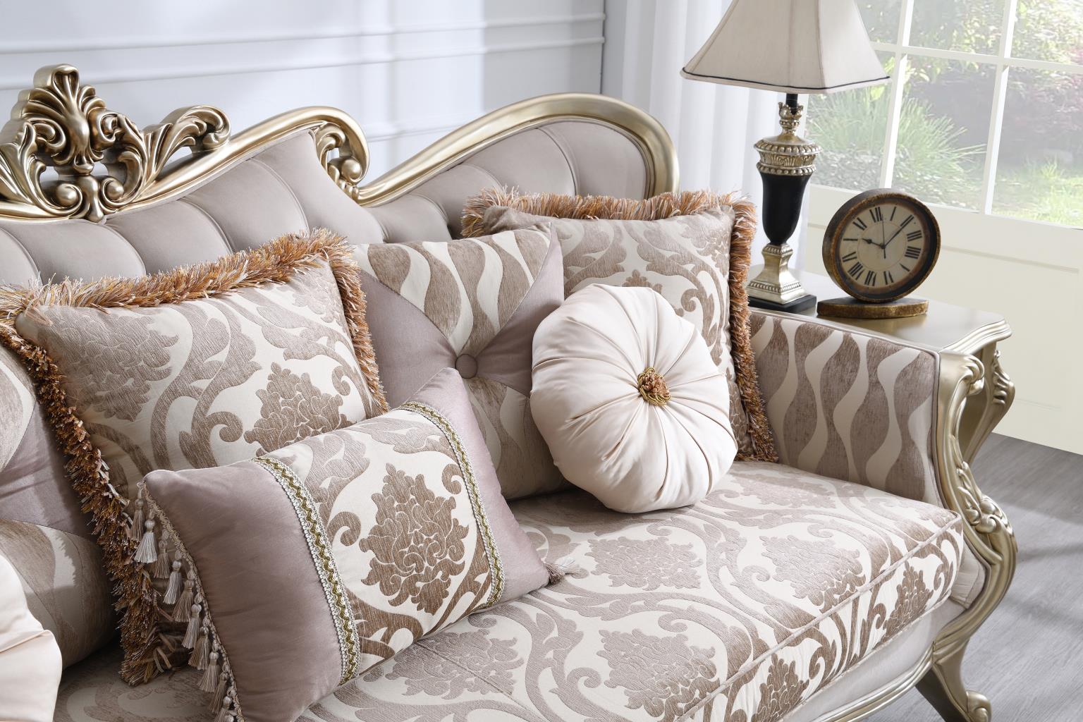 Sofa-Loveseat-Chaise — photo 5