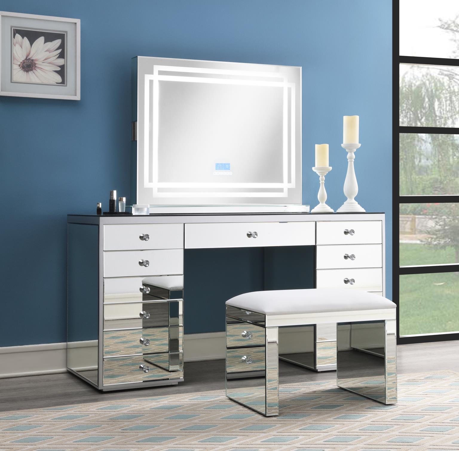 Glamour Vanity — photo 2