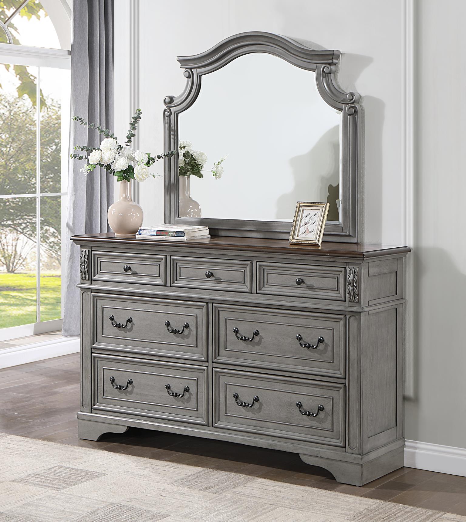 King Bed - Dresser - Mirror — photo 3
